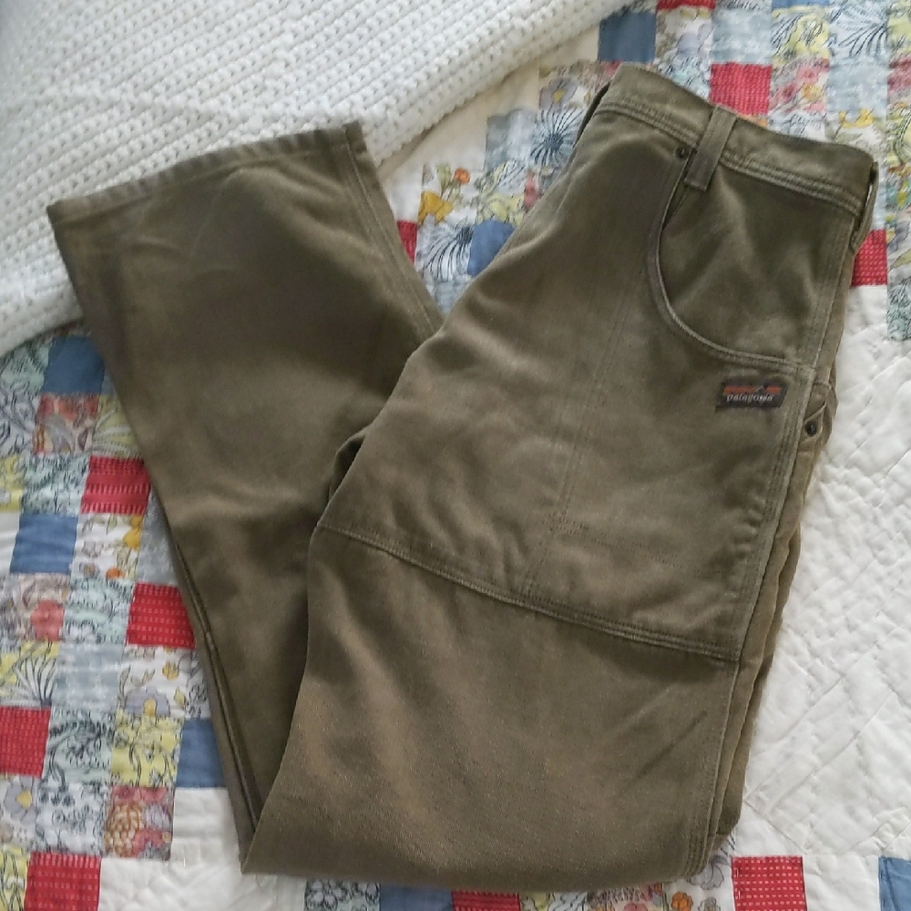 Patagonia Men's Khaki Cargo Pants